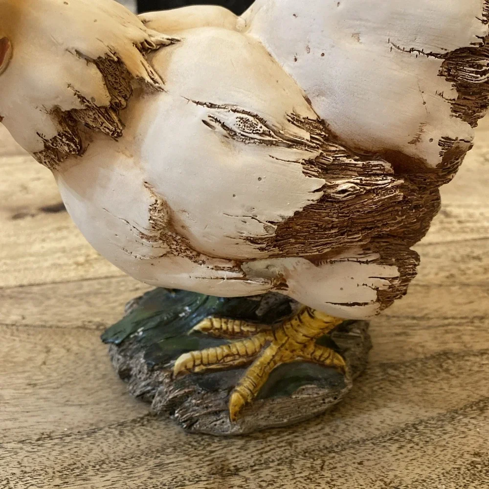HEAVY RESIN LARGE  WHITE HEN CHICKEN 9